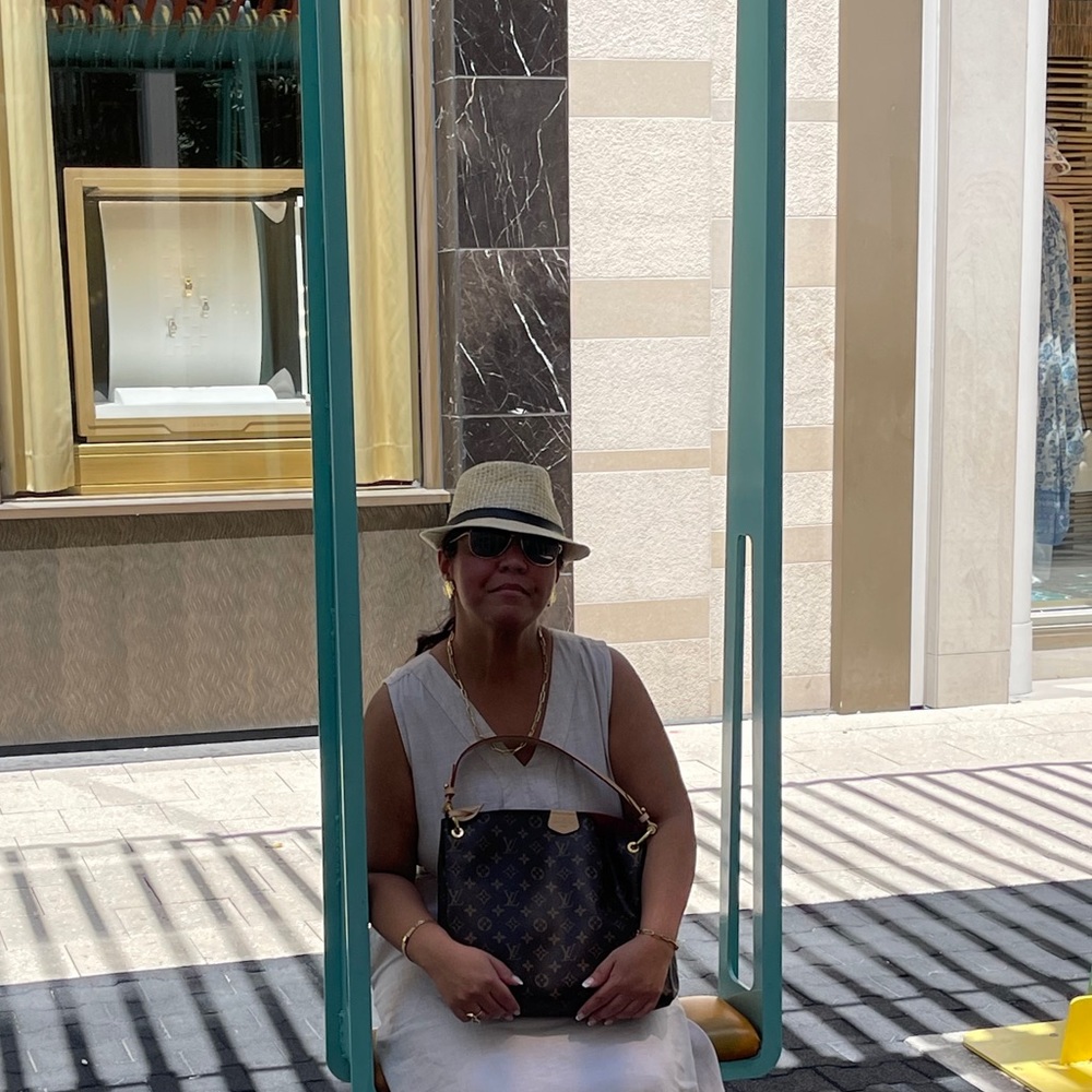 God bless you I’m Nicole closet come shopping with me women men and kid’s stuff